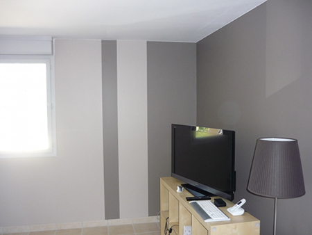 Peinture d'un mur gris